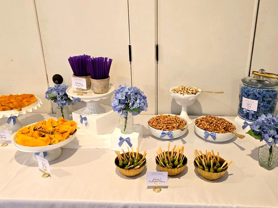 Artisan nuts and dried fruits